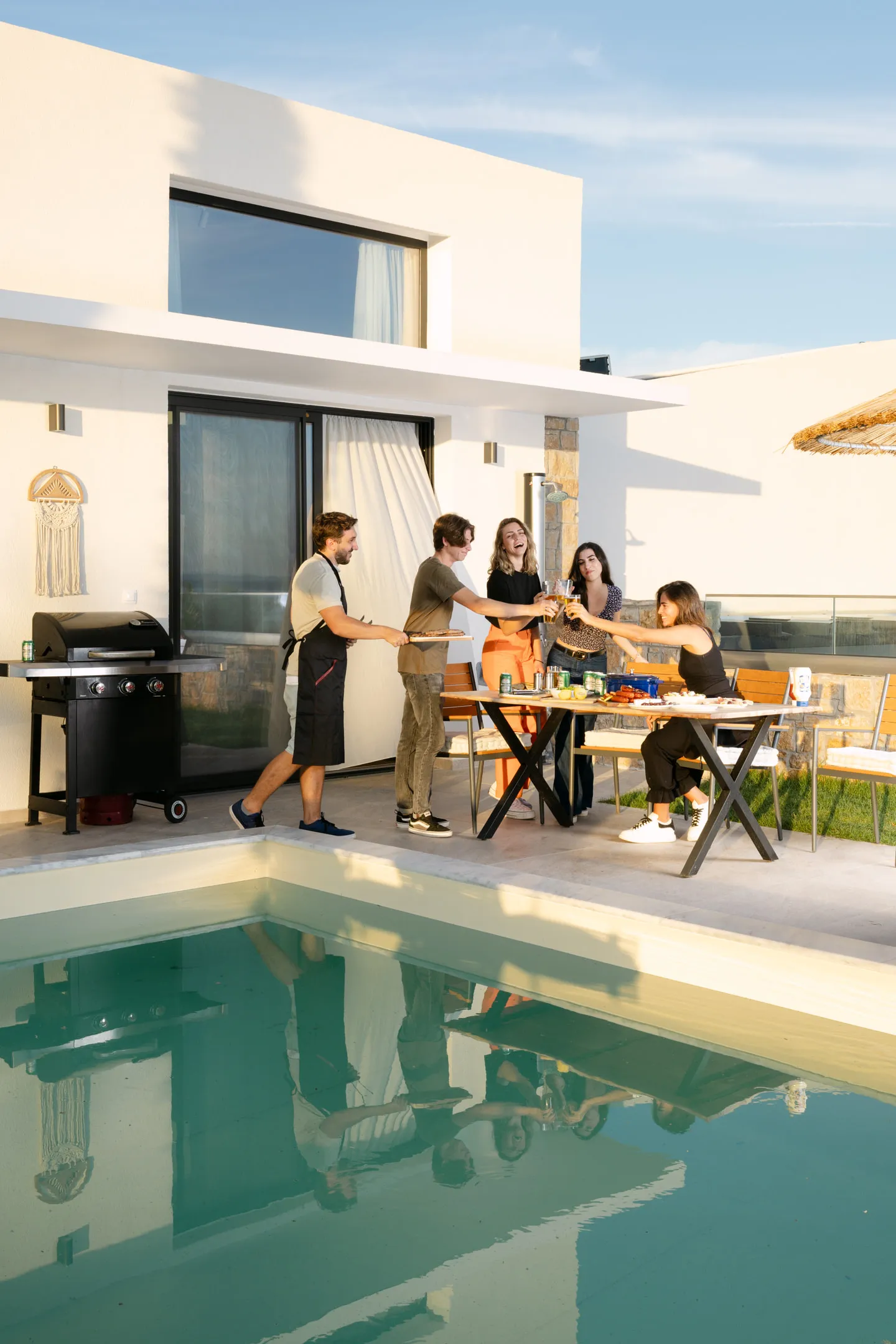 Tiara Holidays - Flamingo Suites & Villas - The Rocky roštilj